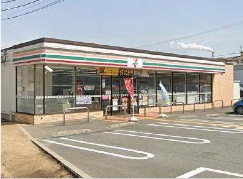 セブンイレブンもあります。物件から1250m。