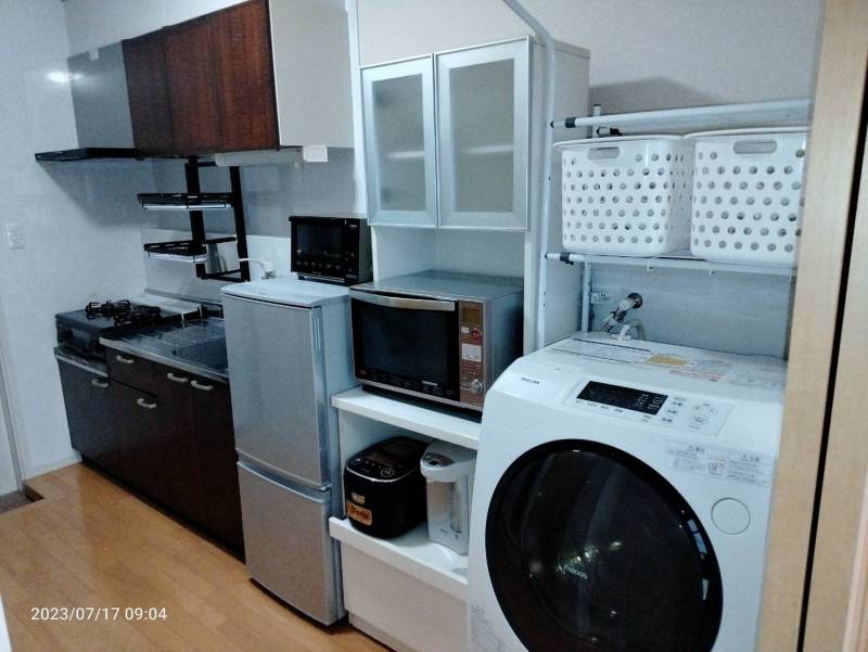 キッチン風景
キッチンボード、ランドリーラック完備