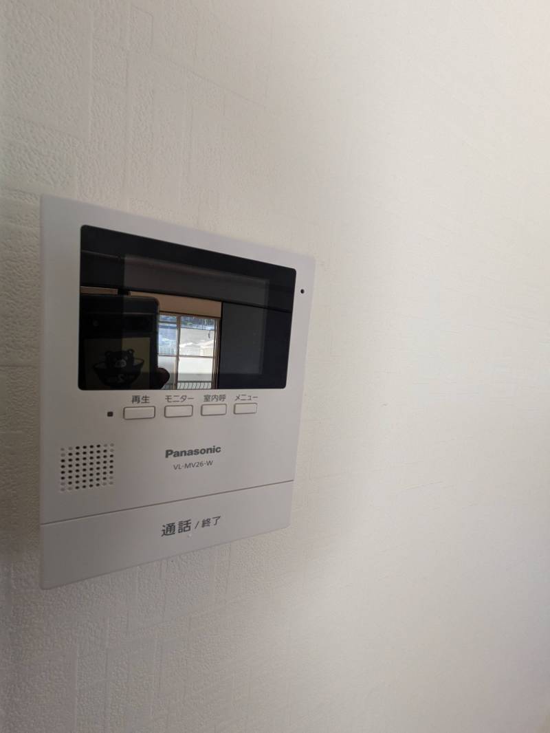 モニター付のインターホンでセキュリティもバッチリです。
