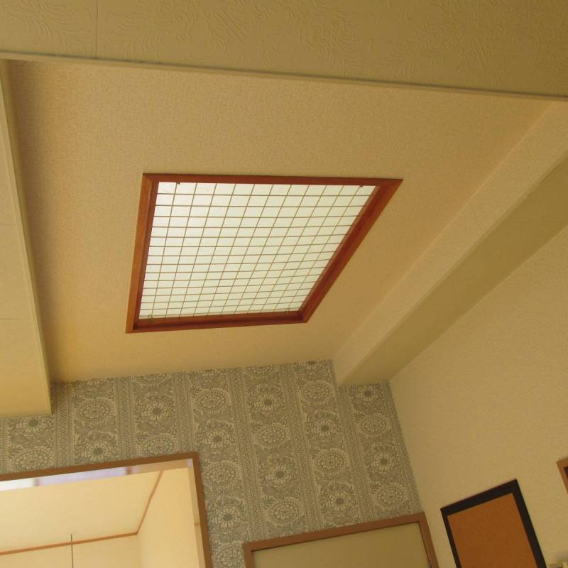 キッチン天窓有