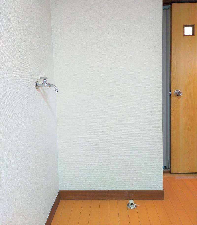 室内洗濯機置場
洗濯パンを導入します。