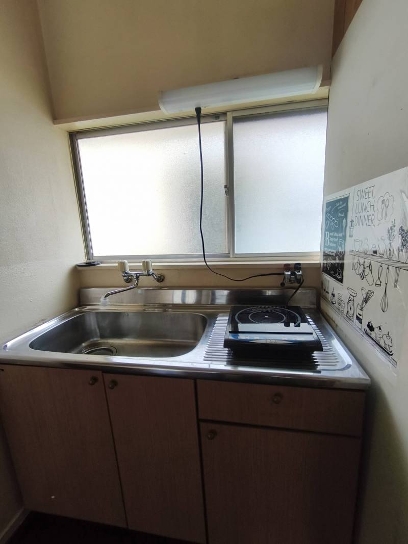 キッチンライト付きで調理しやすい