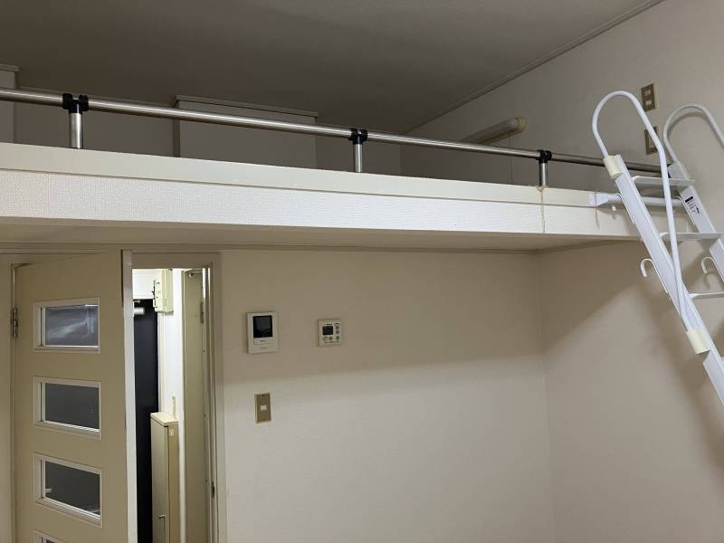 室内の様子（居室にロフトがあります）