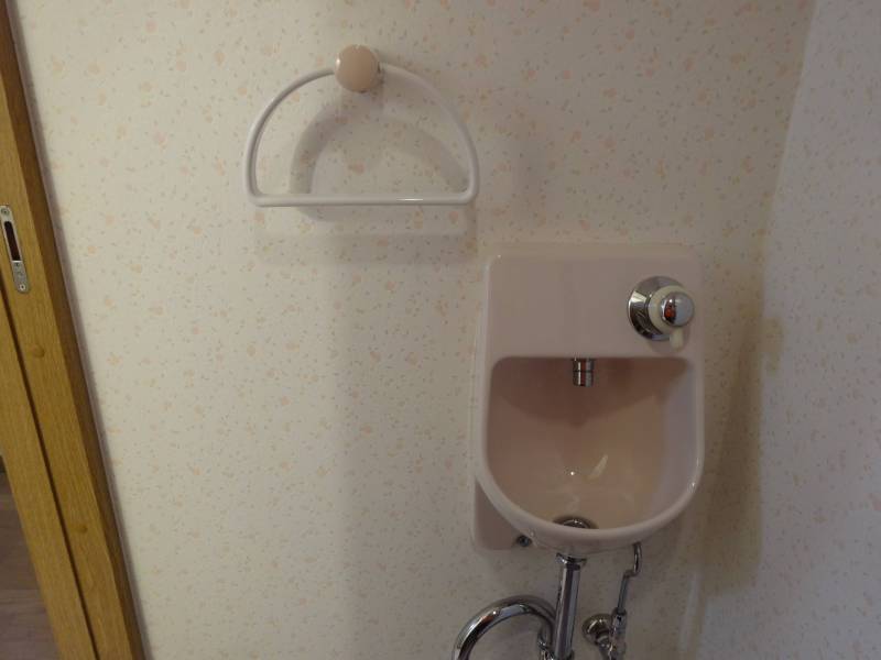 トイレ内に手洗い