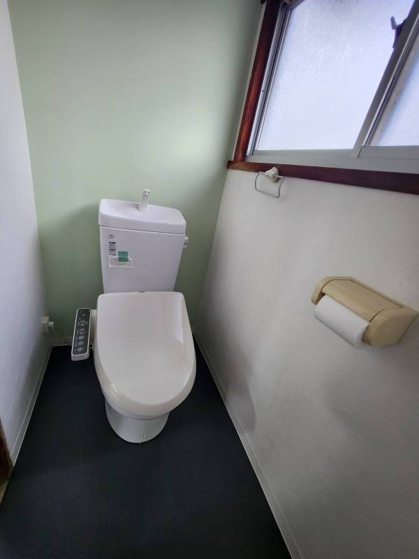 ウォシュレット付きです。