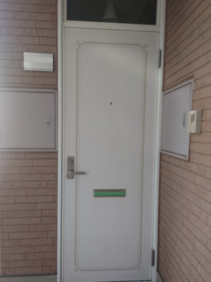 毎日出迎えてくれる玄関ドア