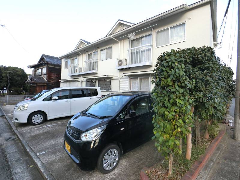 角地で日当たり良好です！！