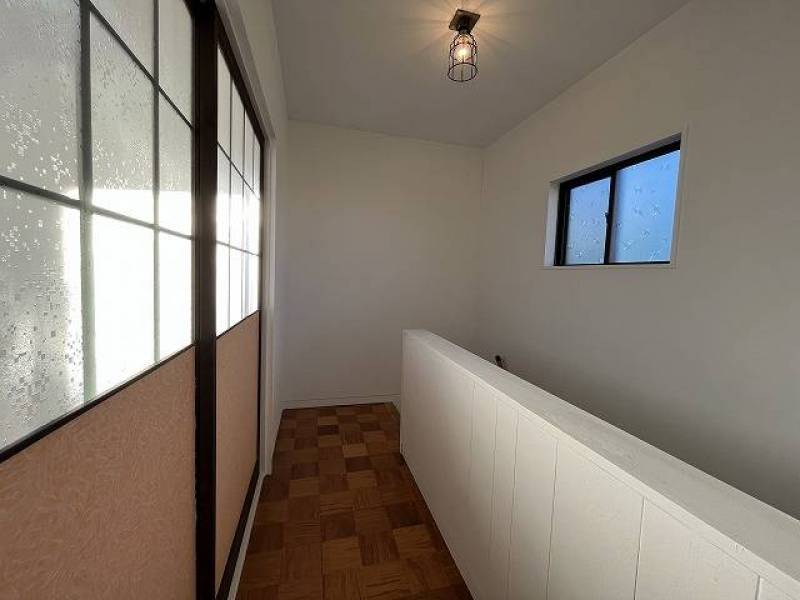 2階 廊下と階段