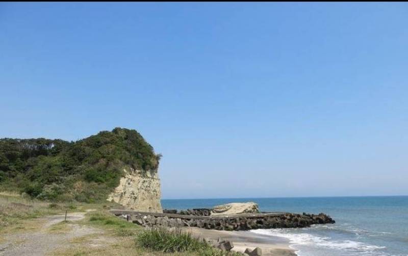 目の前は釣りが出来る海