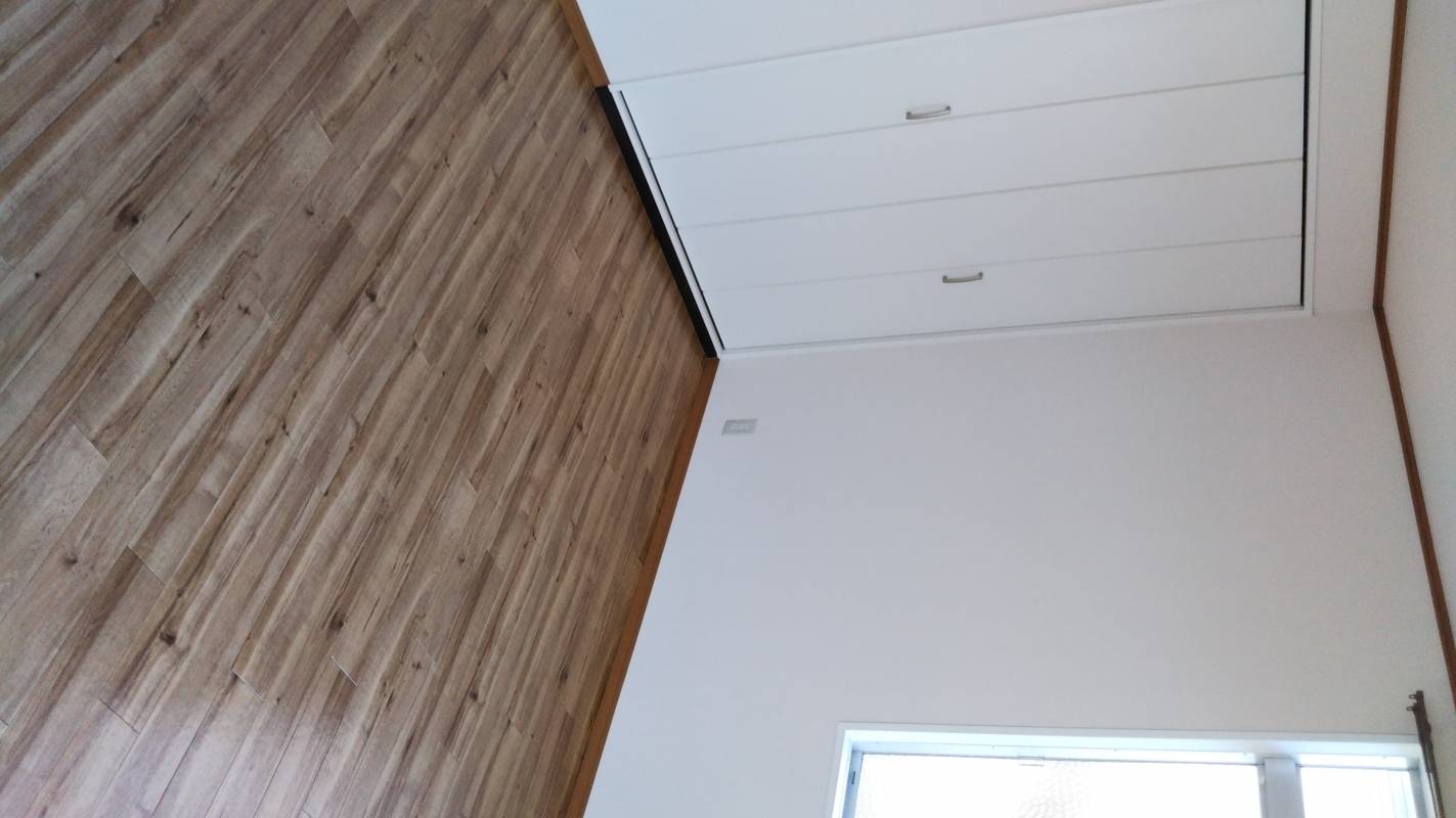 明るくてキレイな角部屋です。