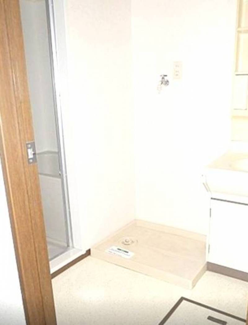 室内洗濯機置き場アリ。