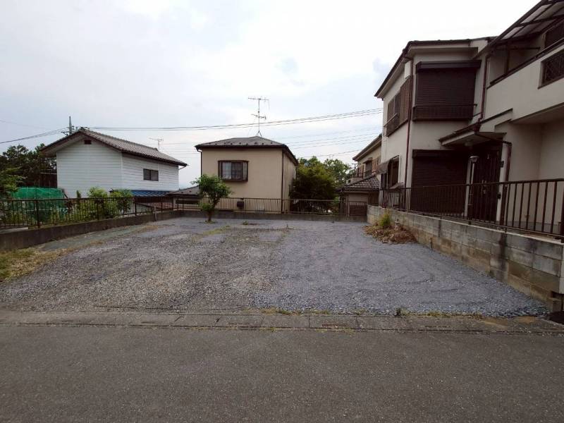 広々とした駐車場で7台以上駐車出来ます