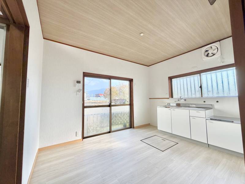 1階ダイニングキッチン