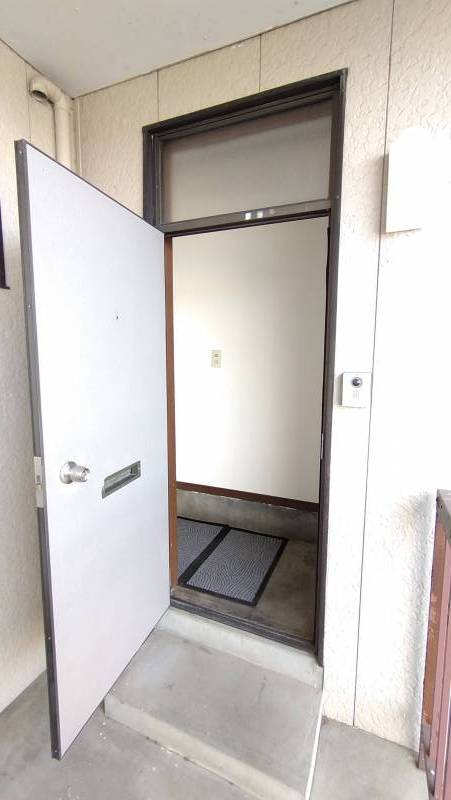 玄関②