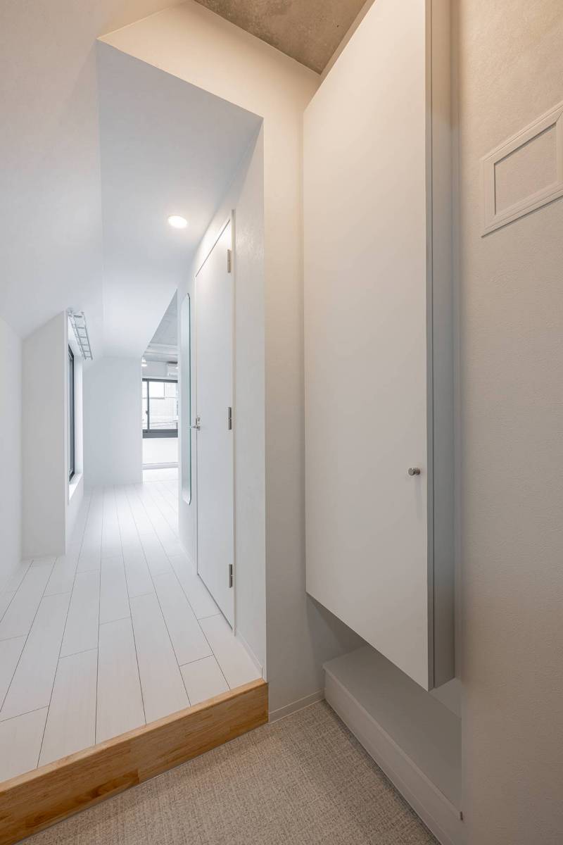 サイズに余裕のあるシューズボックス