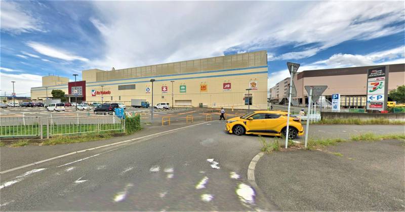 ピアラシティみさとまで車6分