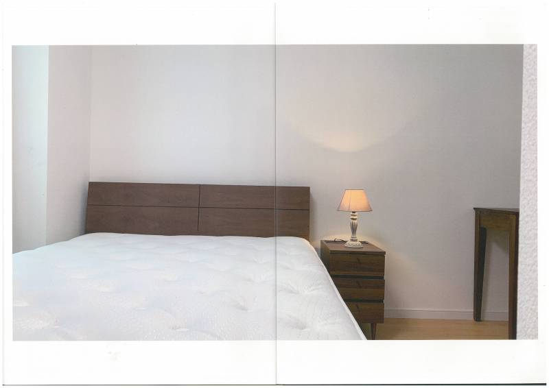 クッション性のある広々としたダブルベッド！