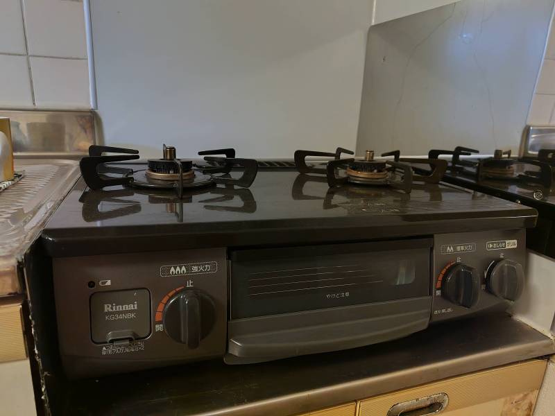 １階ガスレンジ（LDK)