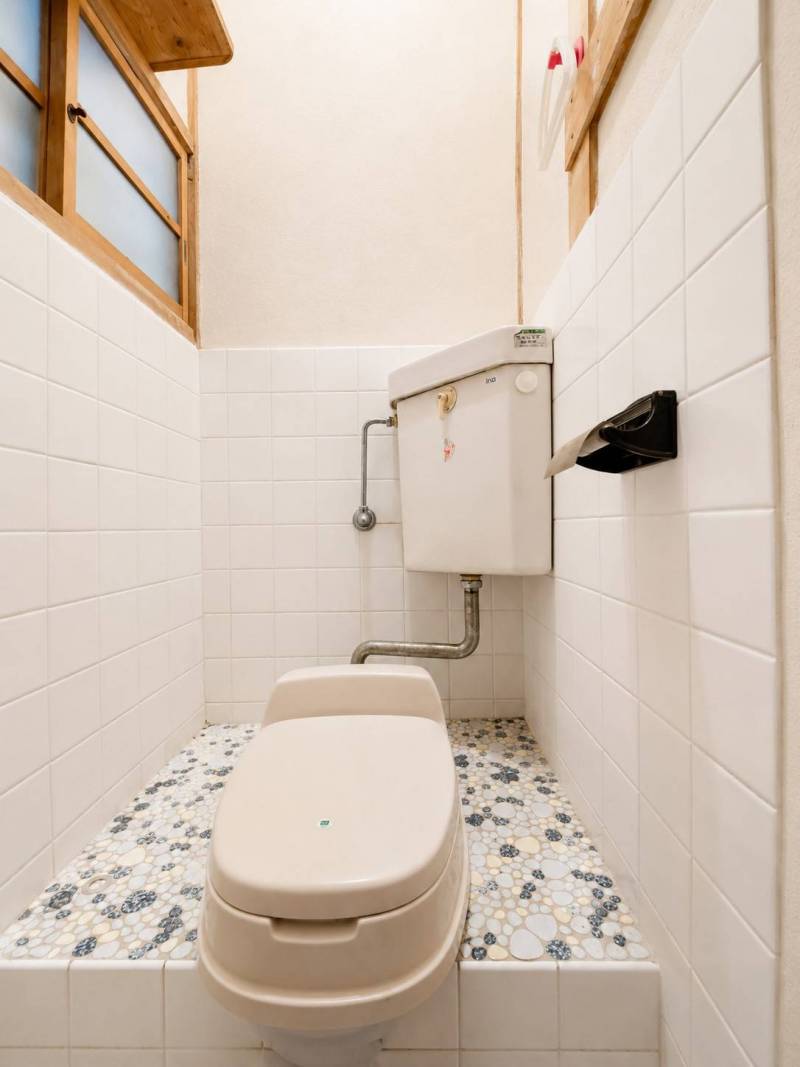 トイレは洋室便座付き