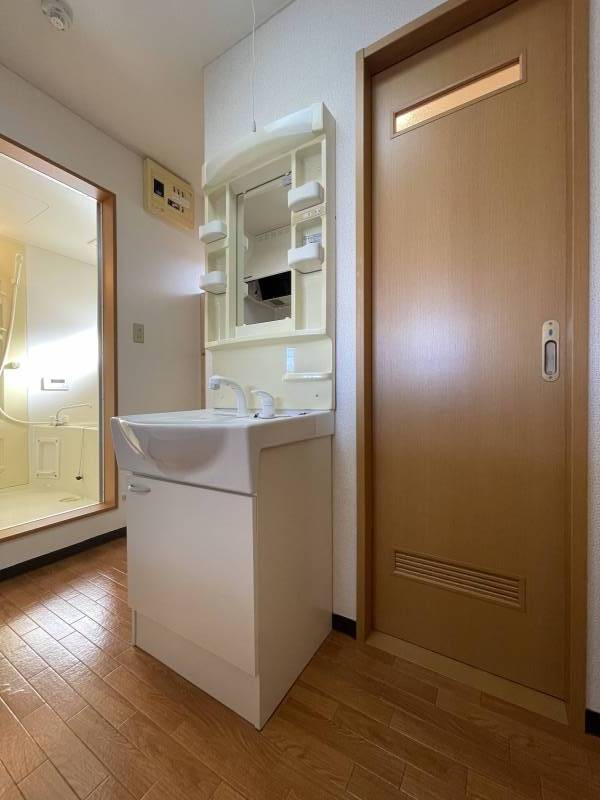 独立洗面化粧台