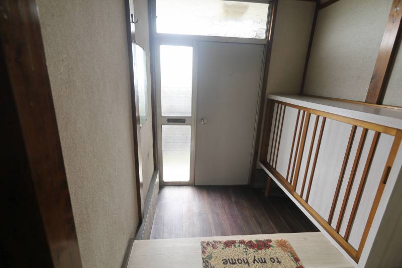 シューズボックス付きの玄関