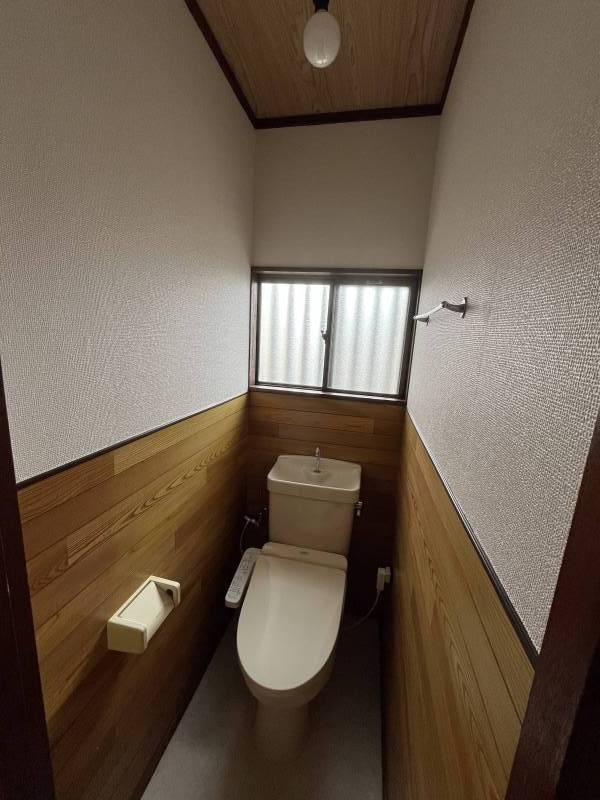 ウォシュレットが付いています。