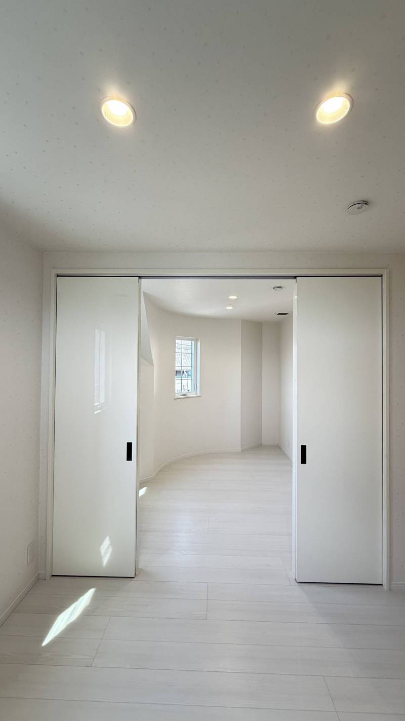 【１１畳の２階万能ルーム】