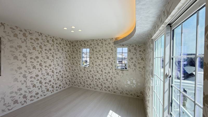 【２階主寝室】