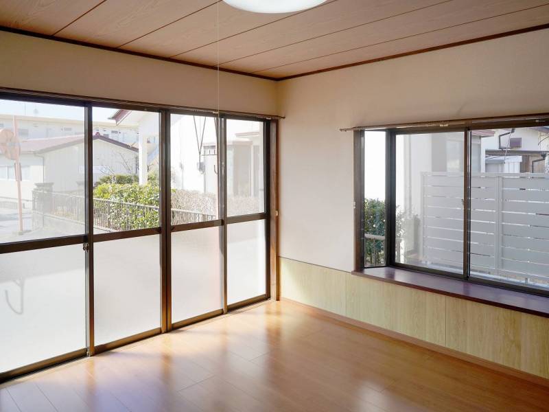 フルリフォームした洋室