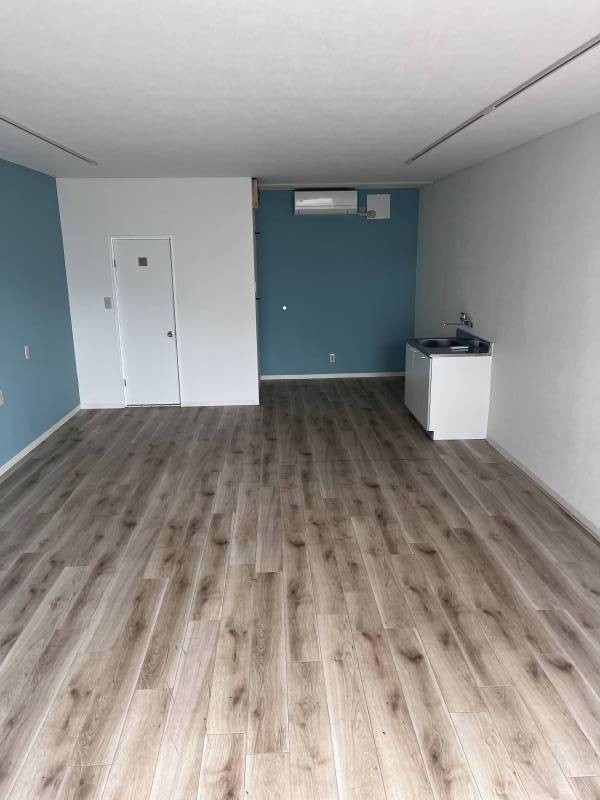 クロス、床はお好きなように貼替えてください