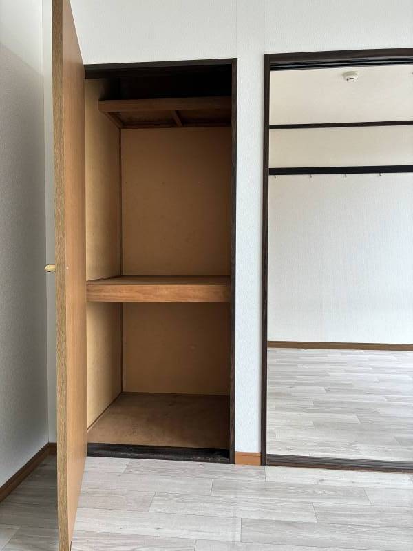 5.9帖洋室の収納