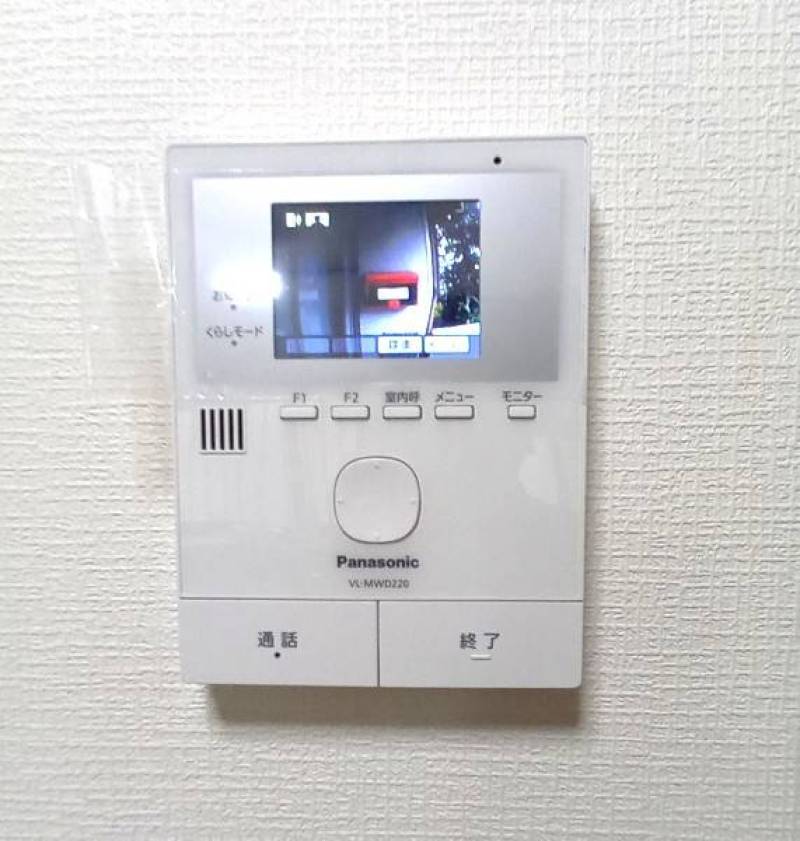 モニター付きインターホンは新品です