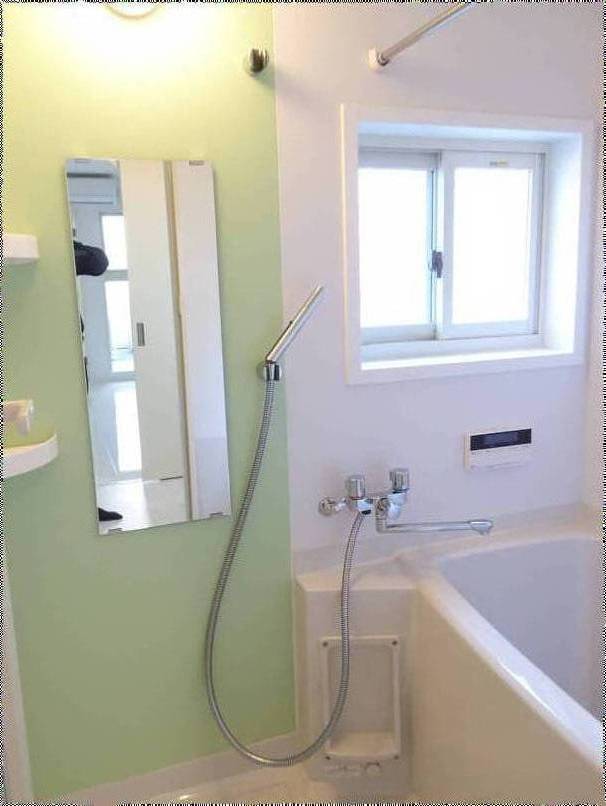 【窓・追い炊き・乾燥機付き風呂】