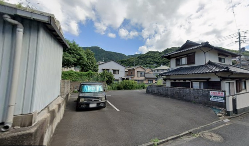 近隣駐車場あり！お車をお持ちの方やマイカー通勤の方も安心