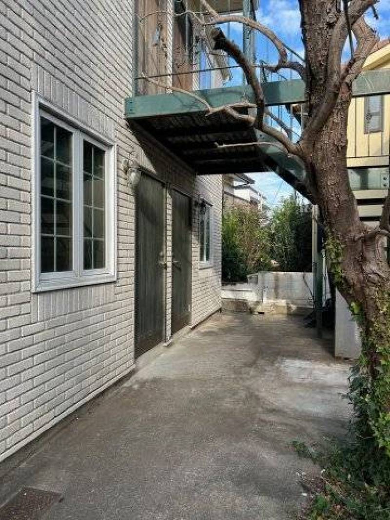 松の川緑道が目の前、落ち着いた環境です❗️