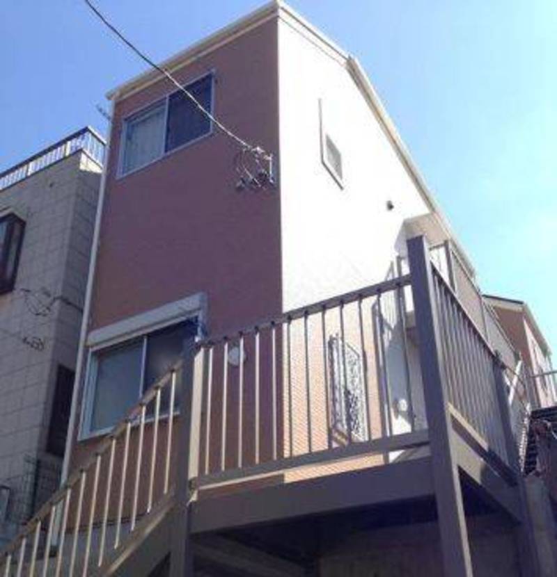 階段アクセスのため1階でも2階感覚で人目も気になりません