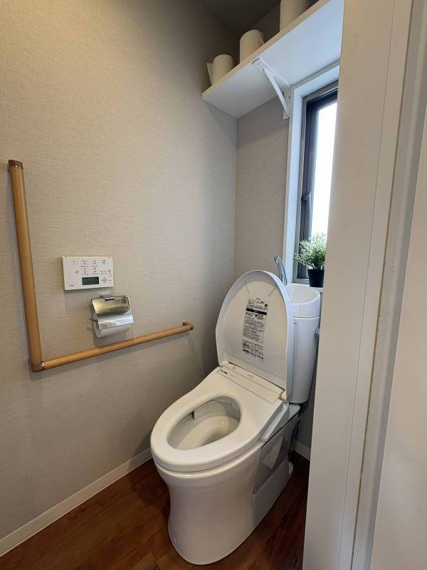 10室の中でトイレは4つ、どのトイレでも使えます！
