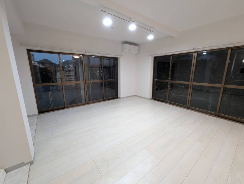 調光、調色照明