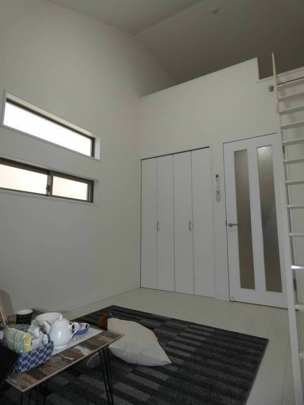 ロフトがあるので、天井が高く、開放感有ります♪