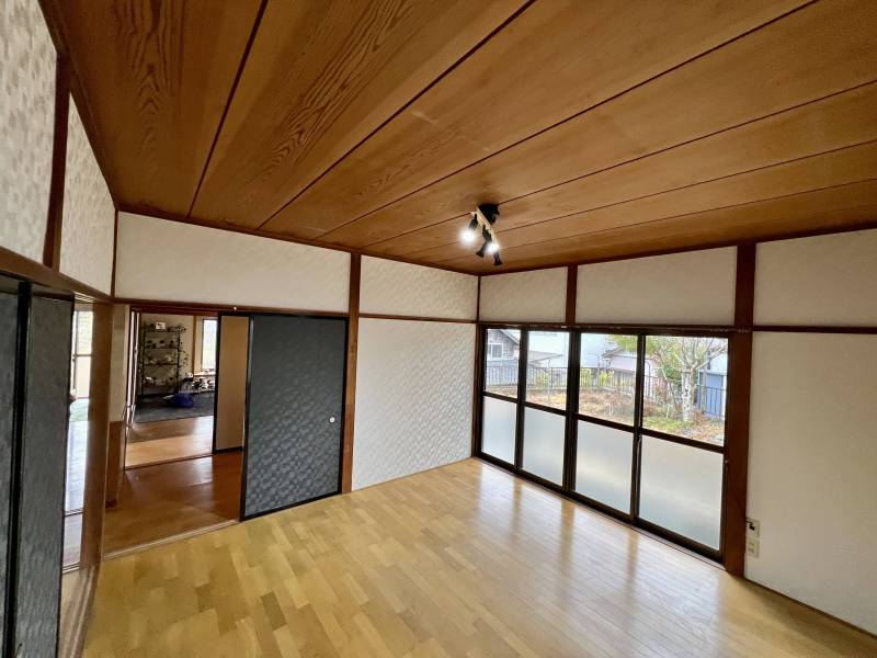 別の角度で撮影しました。落ち着いた雰囲気にしてみました