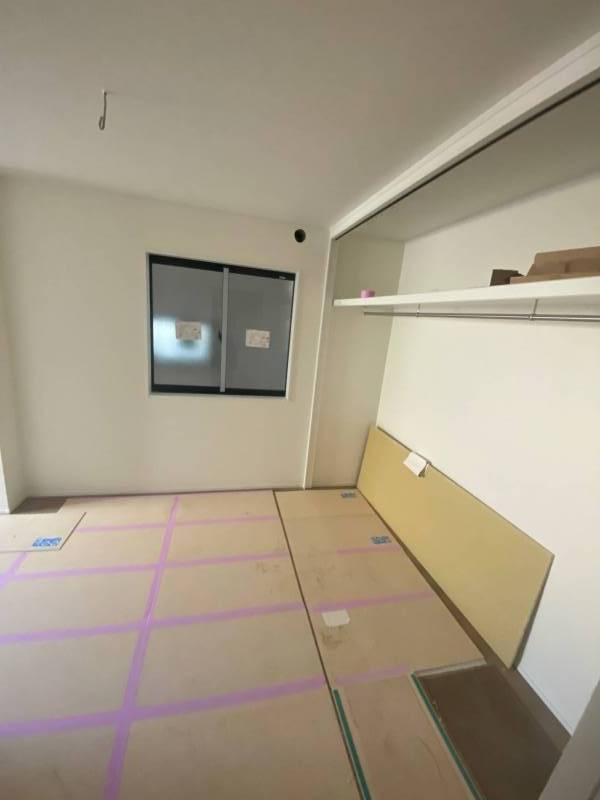 1階中部屋♪収納広いです♪