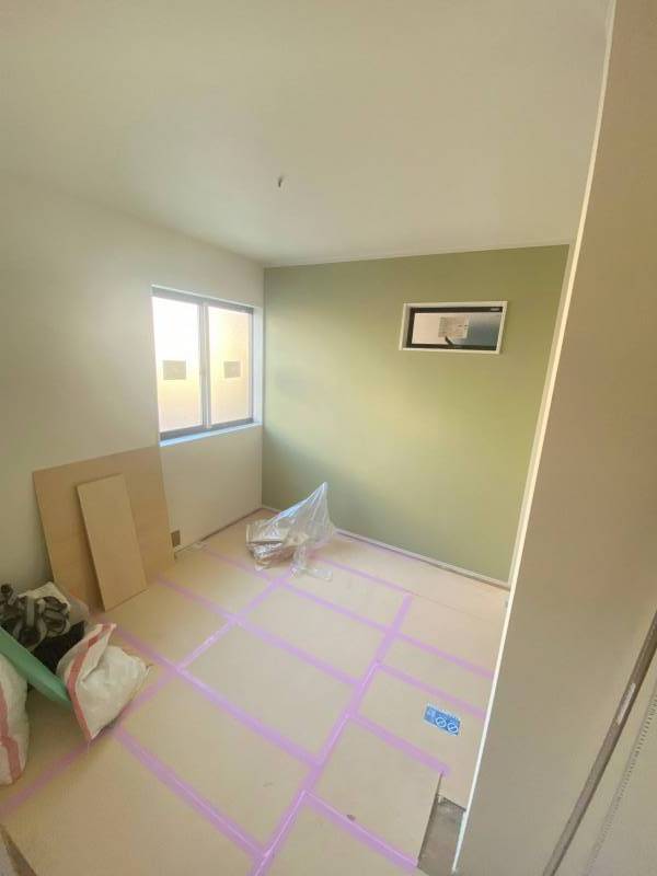 1階東部屋♪光が差し込みます♪