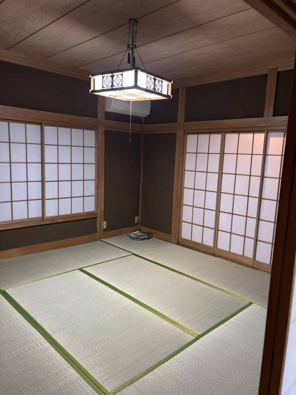 2階8畳和室