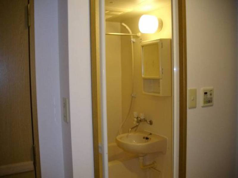 パステージ大正1０３号室　洗面浴室