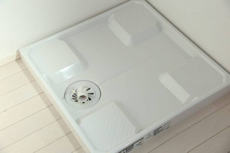 室内洗濯置き場。浴室洗濯乾燥機も