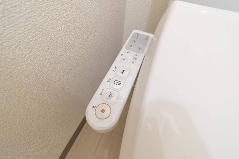 もちろん、清潔好きに好評のウォシュレット付いてます！