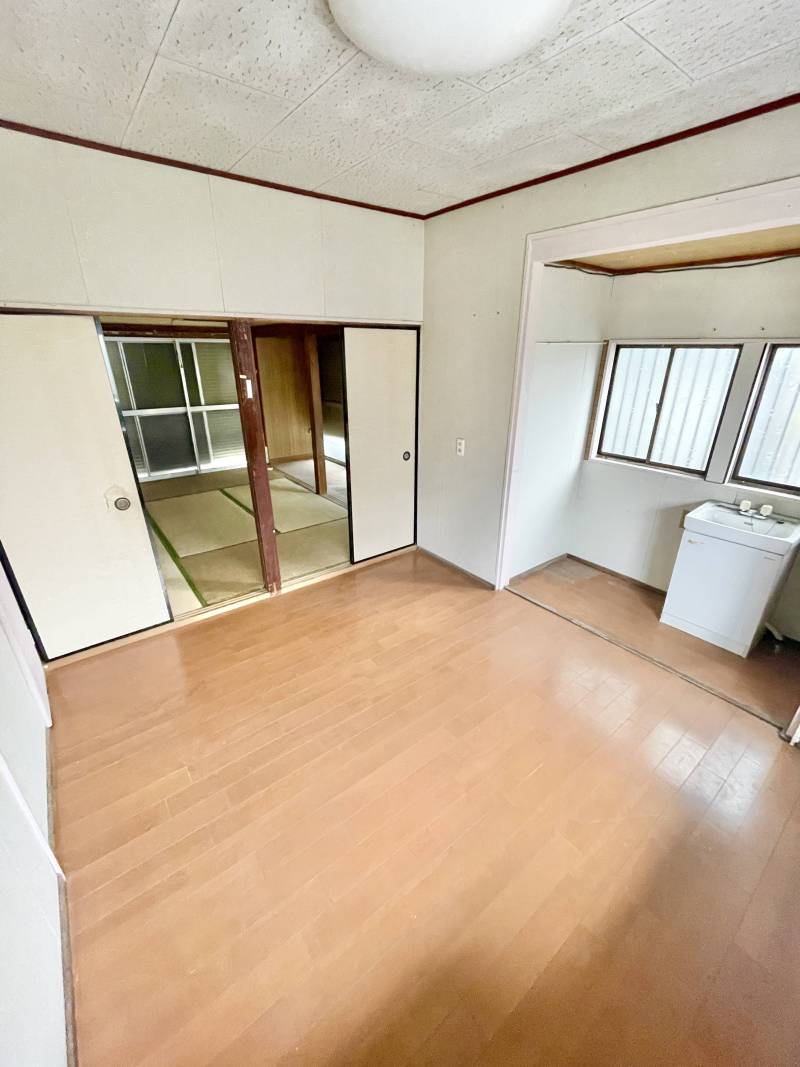 １階のダイニングと和室は開放感抜群です。