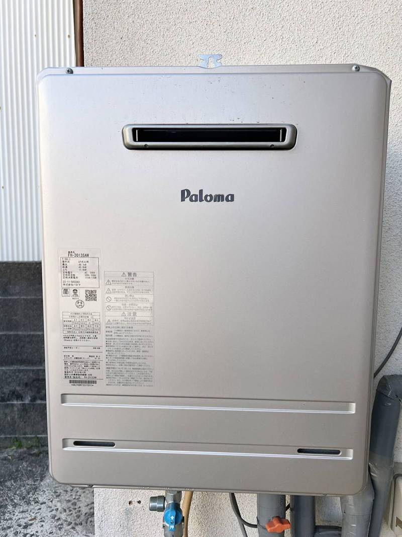 2023年式の追い焚き機能付き給湯器