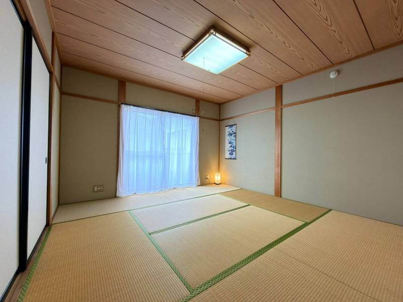 お子さまの遊び場や家族のくつろぎスペースにも。
