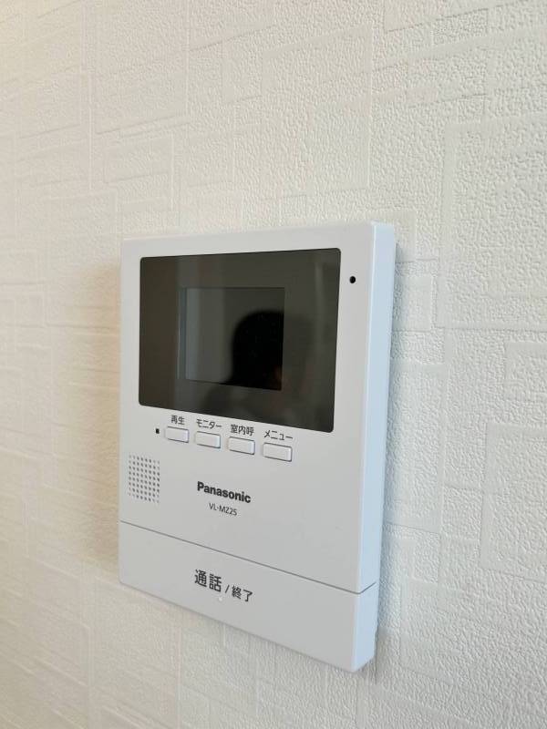 モニターホンで来訪者にも安心です。